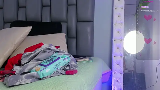  jasmine blush online show from October 28, 1:54 pm