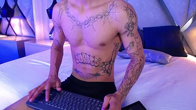 Enzo Hunter online show from October 21, 4:01 am