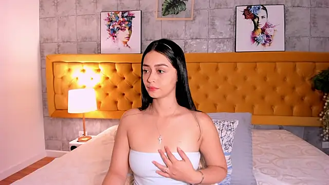 EmilyyRamirez online show from October 25, 2:17 pm