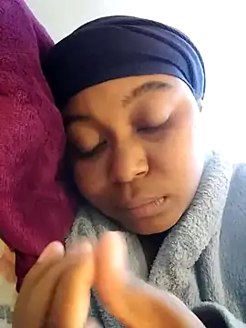 Snapshot of AcetousAbb chatting on November 21, 4:28 pm AcetousAbb online show from November 21, 4:28 pm