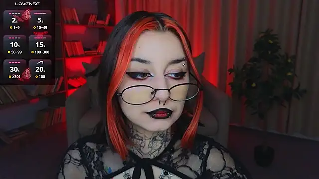 Mistress  Marcelline online show from June 2, 2:11 am