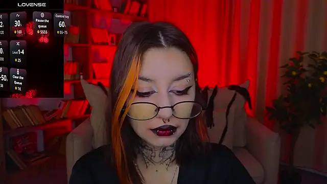 Mistress  Marcelline online show from April 12, 1:20 am