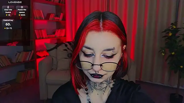 Mistress  Marcelline online show from May 14, 1:46 am