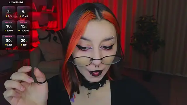 Snapshot of Mistress__Marcelline chatting on June 11, 2:53 am Mistress Marcelline online show from June 11, 2:53 am