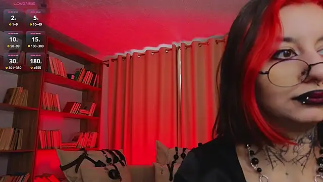 Mistress  Marcelline online show from May 12, 2:19 am