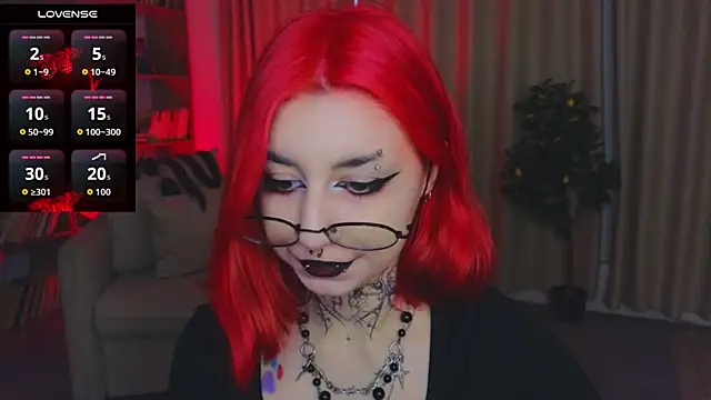 Snapshot of Mistress__Marcelline chatting on June 30, 1:38 am Mistress Marcelline online show from June 30, 1:38 am