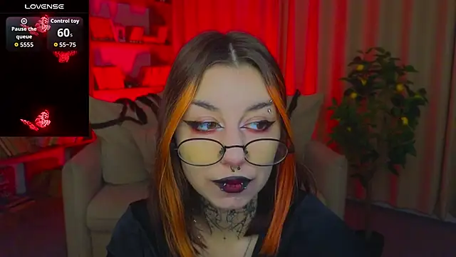 Mistress  Marcelline online show from April 15, 1:33 am