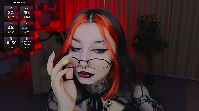 Snapshot of Mistress__Marcelline chatting on June 7, 2:06 am Mistress Marcelline online show from June 7, 2:06 am