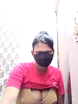 Snapshot of varnika chatting on September 13, 9:04 pm varnika online show from September 13, 9:04 pm