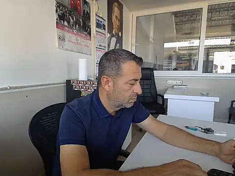 Snapshot of rafasilva3535 chatting on October 1, 9:14 am rafasilva3535 online show from October 1, 9:14 am