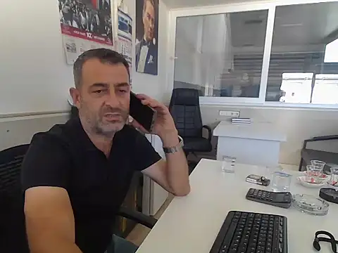 Snapshot of rafasilva3535 chatting on September 18, 1:58 pm rafasilva3535 online show from September 18, 1:58 pm