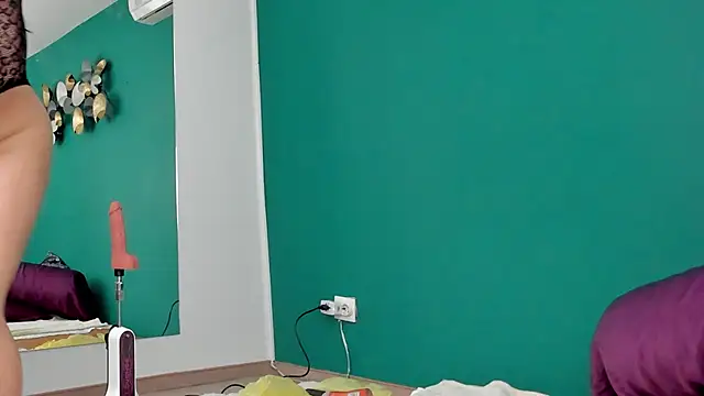 Candy Babe  online show from December 1, 5:41 am