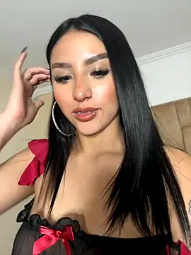 Snapshot of Luna-Smitt chatting on September 15, 11:43 am Luna-Smitt online show from September 15, 11:43 am