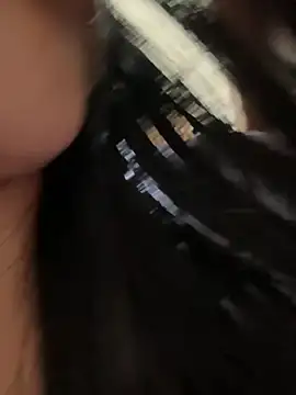 Snapshot of Luna-Smitt chatting on October 11, 11:44 am Luna-Smitt online show from October 11, 11:44 am