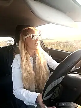 DeeA Blondy online show from September 9, 4:33 am