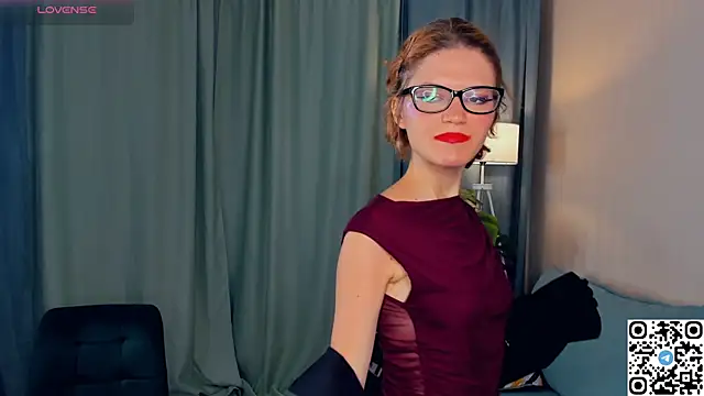 Snapshot of EdlinGathright chatting on November 5, 4:04 am EdlinGathright online show from November 5, 4:04 am