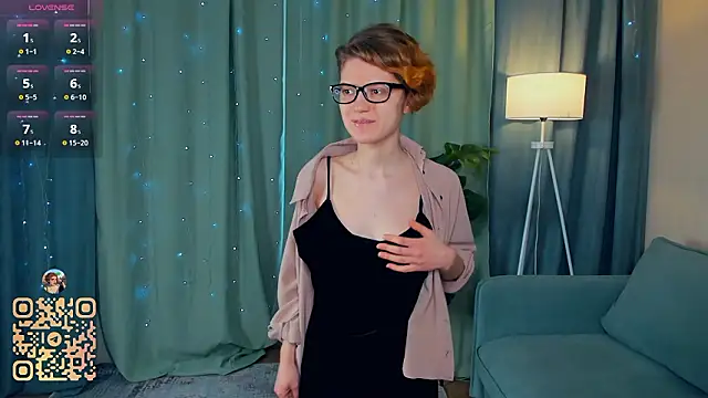 EdlinGathright online show from March 27, 4:43 am