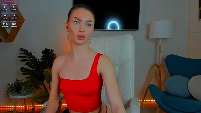 Snapshot of Cherry___Kiss chatting on December 1, 7:37 pm Cherry Kiss online show from December 1, 7:37 pm