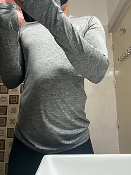 Snapshot of Atngt_69 chatting on November 18, 4:10 pm Atngt 69 online show from November 18, 4:10 pm