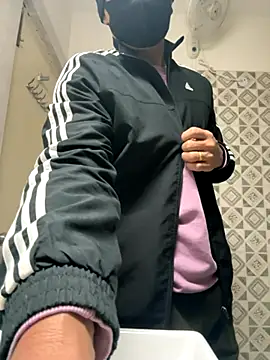 Snapshot of Atngt_69 chatting on December 4, 4:39 pm Atngt 69 online show from December 4, 4:39 pm