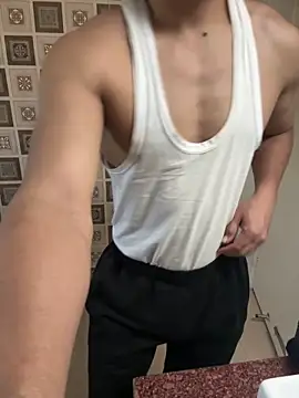 Snapshot of Atngt_69 chatting on December 16, 5:00 am Atngt 69 online show from December 16, 5:00 am