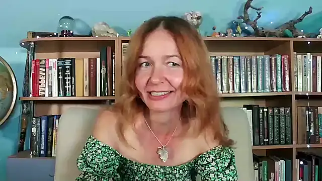 Foxilady357 online show from September 9, 2:26 pm