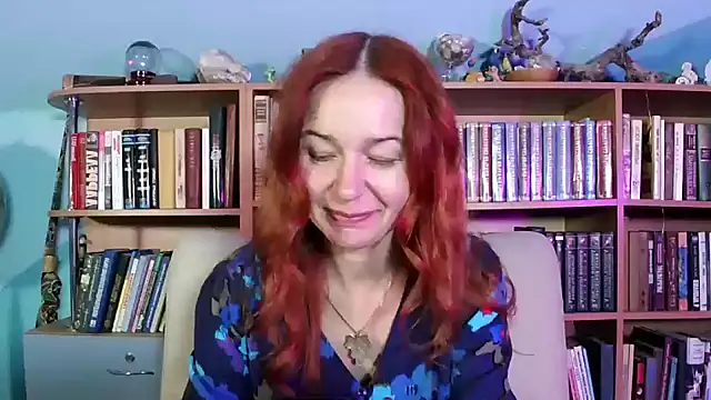 Foxilady357 online show from April 4, 1:39 pm