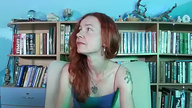 Foxilady357 online show from June 20, 2:22 pm