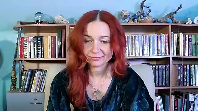 Foxilady357 online show from April 2, 1:51 pm