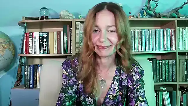 Foxilady357 online show from September 21, 2:44 pm