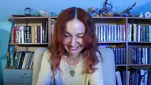 Foxilady357 online show from April 5, 1:40 pm