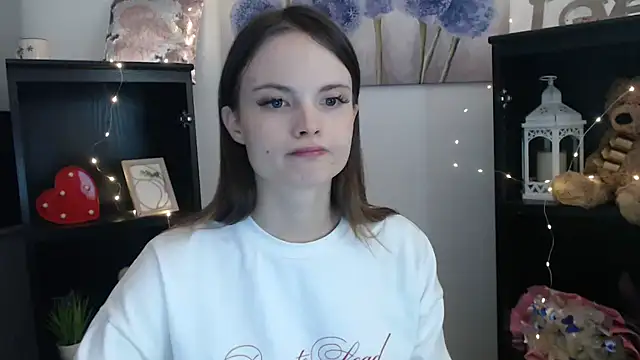 Snapshot of Ariella_ari chatting on September 24, 12:33 pm Ariella ari online show from September 24, 12:33 pm