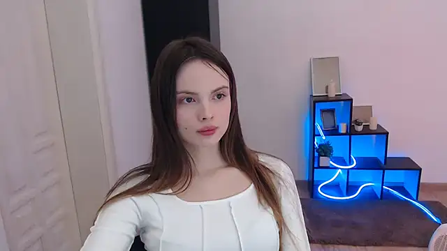 Ariella ari online show from December 5, 1:32 pm