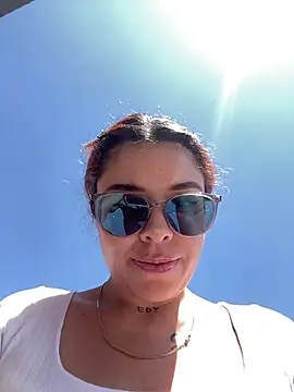 haally-mll online show from February 26, 3:56 pm