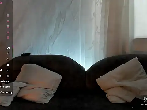 LoganTwink18 online show from February 22, 4:08 pm