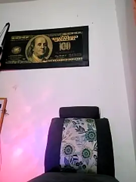 Valenn fernandez online show from April 15, 4:11 pm