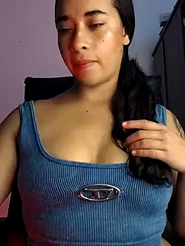 Valenn fernandez online show from April 6, 4:52 pm