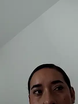 Valenn fernandez online show from April 5, 3:08 pm