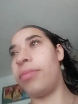 Valenn fernandez online show from March 3, 3:30 pm