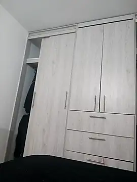 Valenn fernandez online show from March 31, 11:07 pm