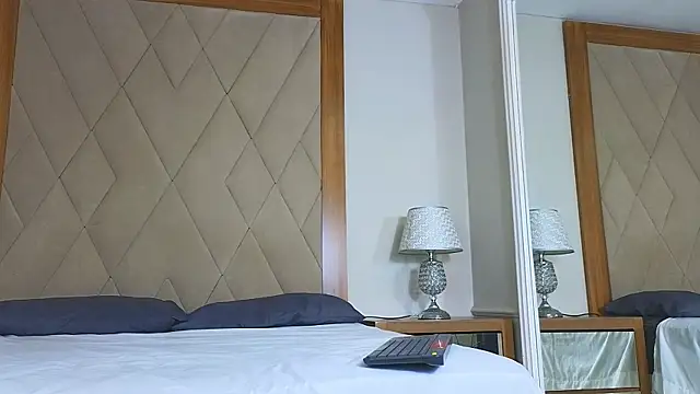 Snapshot of icaro_valdez chatting on September 10, 11:42 am icaro valdez online show from September 10, 11:42 am