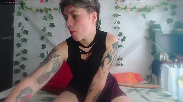 Mitsuha gate online show from February 13, 3:45 pm