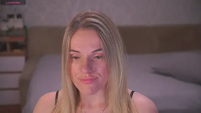 Vanille Mystery online show from April 7, 9:38 pm