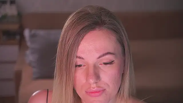Vanille Mystery online show from July 7, 10:13 pm
