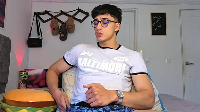 LatinReall online show from January 14, 9:07 pm