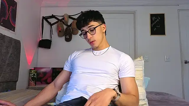 LatinReall online show from January 16, 9:19 pm