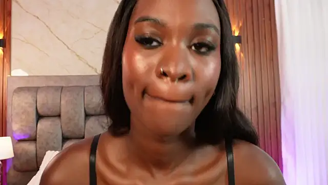 More Hott online show from October 30, 3:20 pm