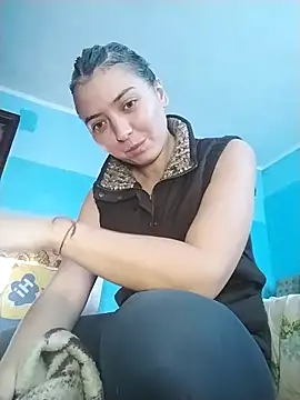 Snapshot of Viktoriia27 chatting on November 25, 10:59 am Viktoriia27 online show from November 25, 10:59 am