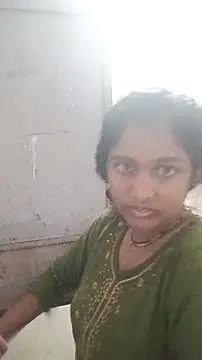 Guriya0076 online show from May 13, 12:45 pm