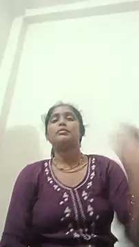 Guriya0076 online show from June 4, 1:16 pm